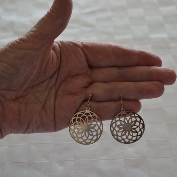 South Hill Designs Rose Gold-tone Circle Earrings for Pierced Ears - Picture 2 of 4